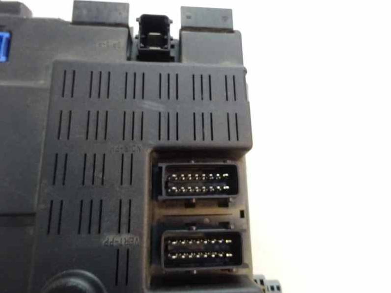 CAJA RELES FUSIBLES CITROEN XSARA BERLINA 2001 1.6 16V (109 CV)