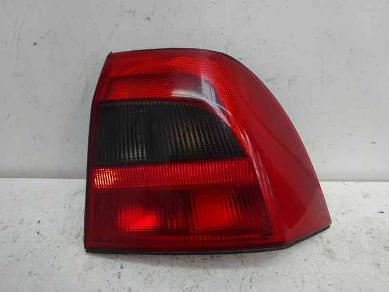 PILOTO TRASERO DERECHO OPEL VECTRA B BERLINA 1999 1.8 16V (116 CV)