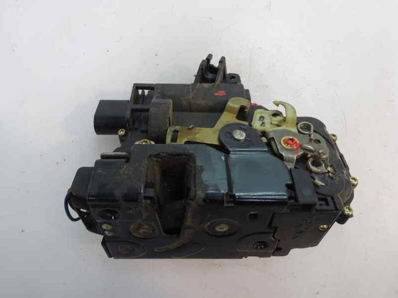 CERRADURA PUERTA DELANTERA DERECHA SKODA OCTAVIA BERLINA 2002 1.9 TDI (90 CV)