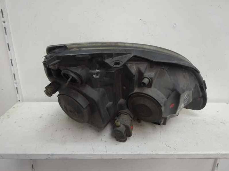 FARO IZQUIERDO RENAULT CLIO II FASE II 2002 1.2 (58 CV)