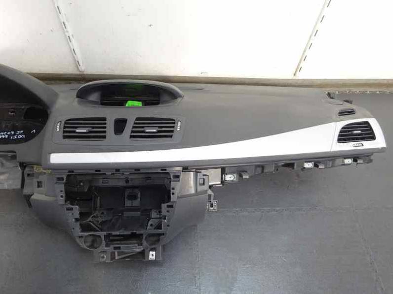 SALPICADERO RENAULT MEGANE III BERLINA 5 P 2010 1.5 DCI D FAP (110 CV)