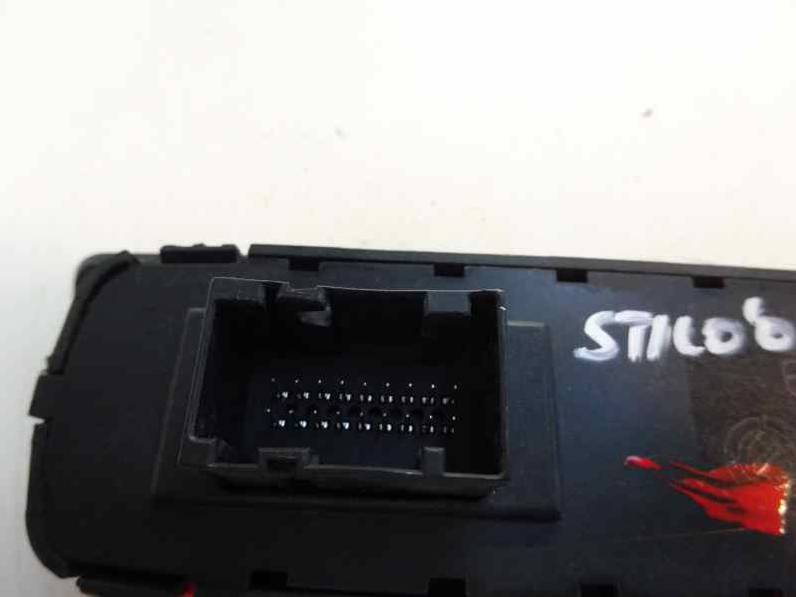 MANDO ELEVALUNAS DELANTERO IZQUIERDO FIAT STILO 2002 1.9 JTD (116 CV)