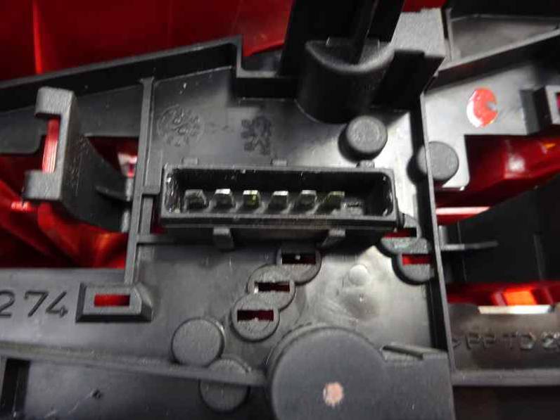 PILOTO TRASERO IZQUIERDO PEUGEOT 106 1998 1.5 D (57 CV)