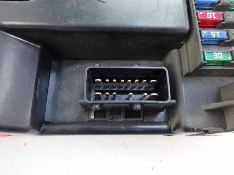 CAJA RELES FUSIBLES CITROEN C5 BERLINA 2004 2.0 HDI (109 CV)