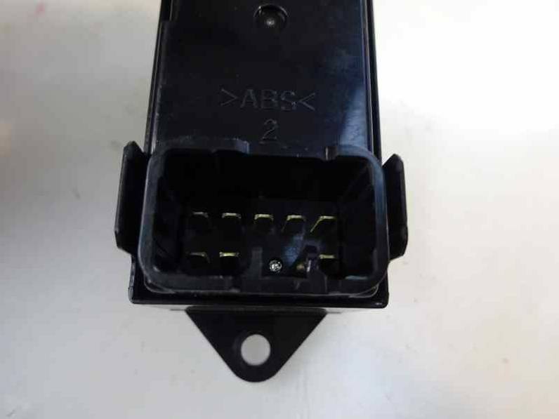 MANDO ELEVALUNAS DELANTERO DERECHO CITROEN C CROSSER 2007 2.2 HDI FAP (156 CV)