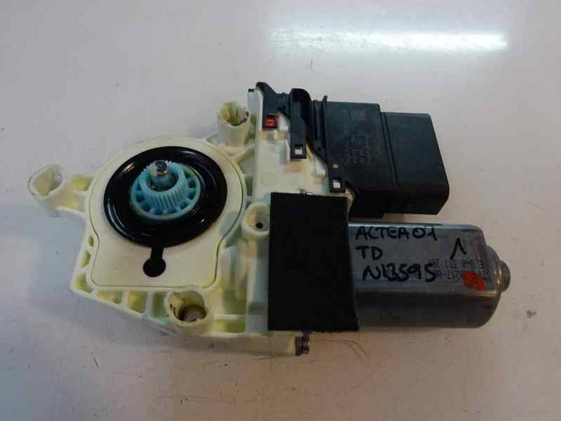 MOTOR ELEVALUNAS TRASERO DERECHO SEAT ALTEA 2007 1.9 TDI (105 CV)