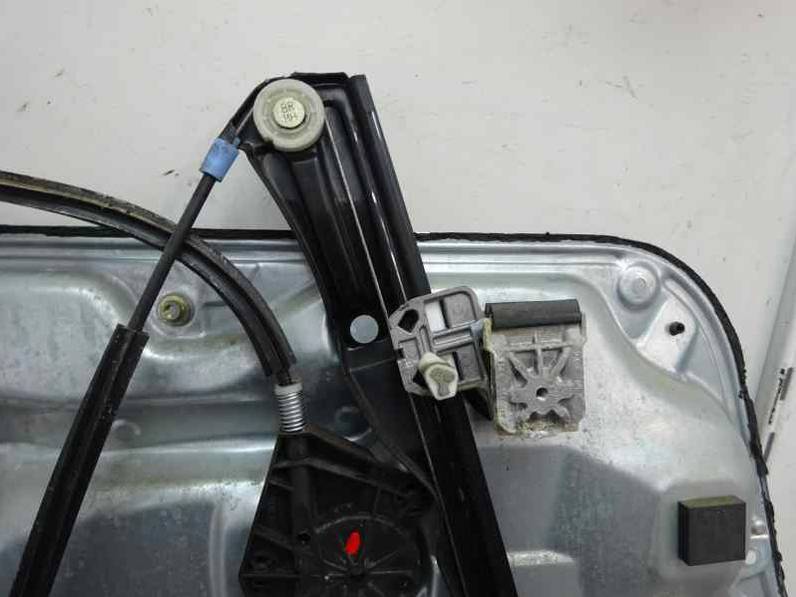 ELEVALUNAS DELANTERO DERECHO VOLKSWAGEN GOLF IV BERLINA 1998 1.6 (101 CV)