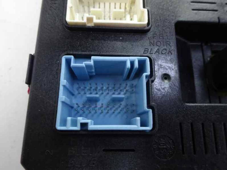 CAJA RELES FUSIBLES CITROEN C4 BERLINA 2005 1.6 16V HDI (90 CV)