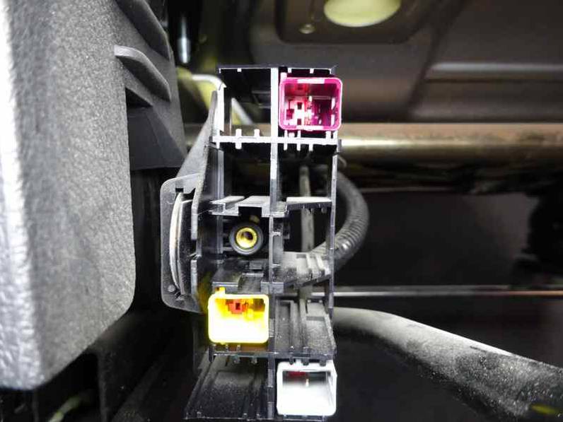 JUEGO ASIENTOS COMPLETO FORD FOCUS TURN 2014 1.0 ECOBOOST (125 CV)