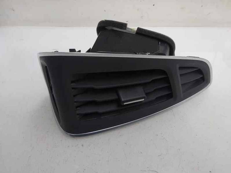 REJILLA AIREADORA FORD FOCUS TURN 2014 1.0 ECOBOOST (125 CV)