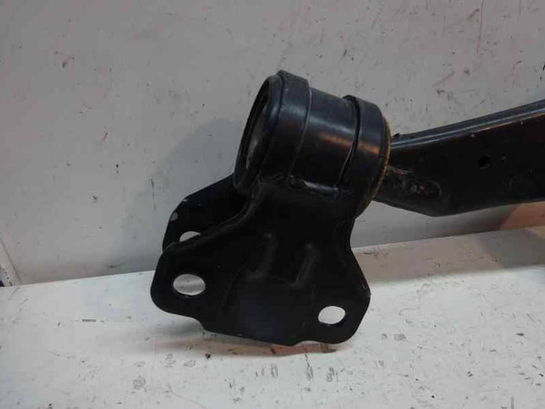 BRAZO SUSPENSION INFERIOR DELANTERO IZQUIERDO FORD FOCUS TURN 2014 1.0 ECOBOOST (125 CV)