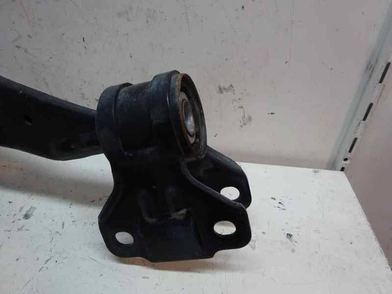 BRAZO SUSPENSION INFERIOR DELANTERO DERECHO FORD FOCUS TURN 2014 1.0 ECOBOOST (125 CV)