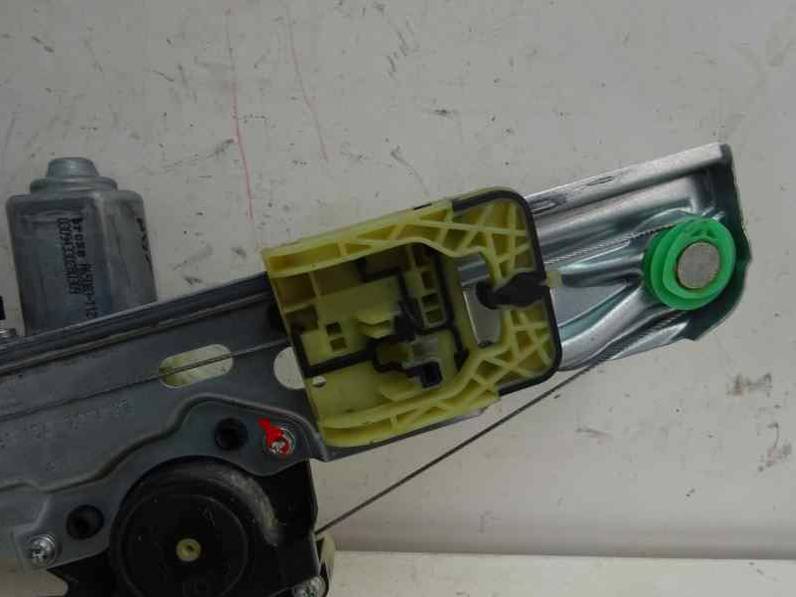 ELEVALUNAS TRASERO DERECHO FORD FOCUS TURN 2014 1.0 ECOBOOST (125 CV)