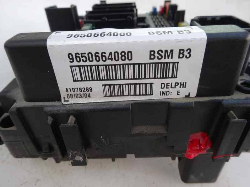 CAJA RELES FUSIBLES PEUGEOT 307 2004 2.0 HDI (90 CV)