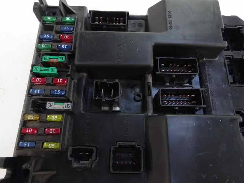 CAJA RELES FUSIBLES PEUGEOT 307 2004 2.0 HDI (90 CV)