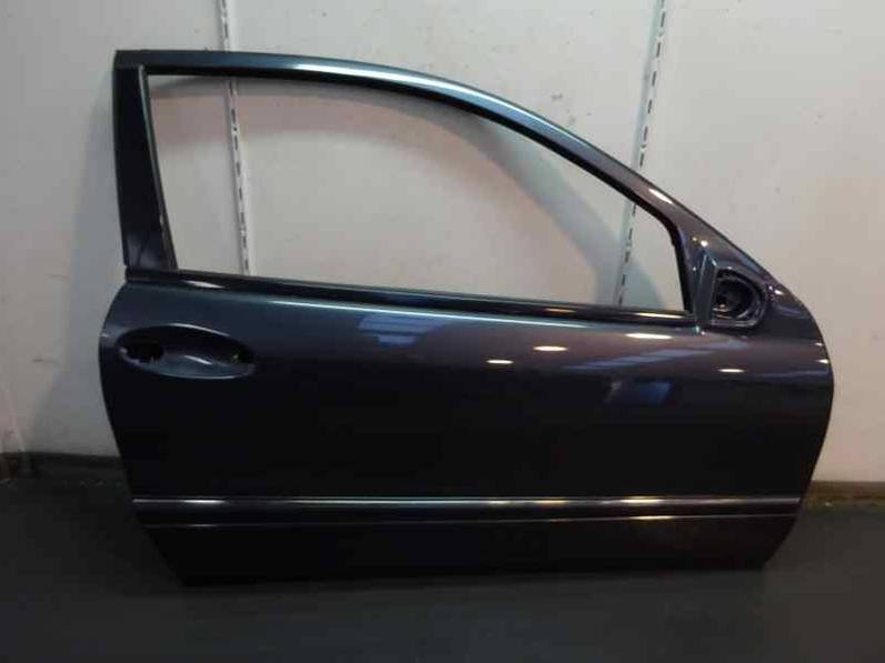 PUERTA DELANTERA DERECHA MERCEDES CLASE CLC CLC 2009 1.8 (143 CV)
