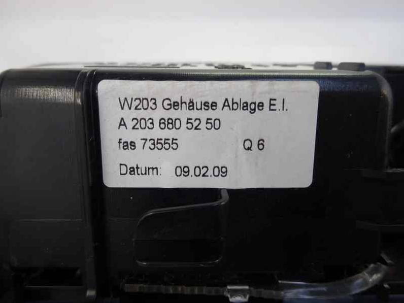 CENICERO MERCEDES CLASE CLC CLC 2009 1.8 (143 CV)