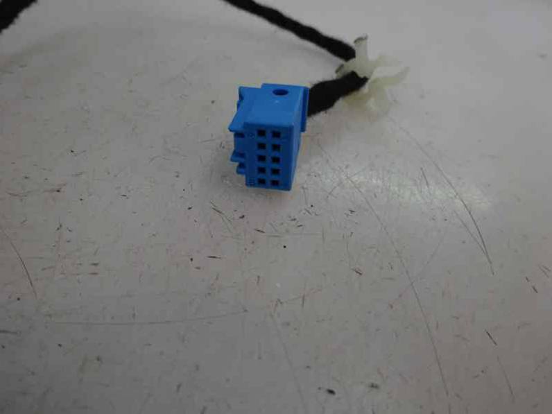 MANDO ELEVALUNAS DELANTERO DERECHO MERCEDES CLASE CLC CLC 2009 1.8 (143 CV)