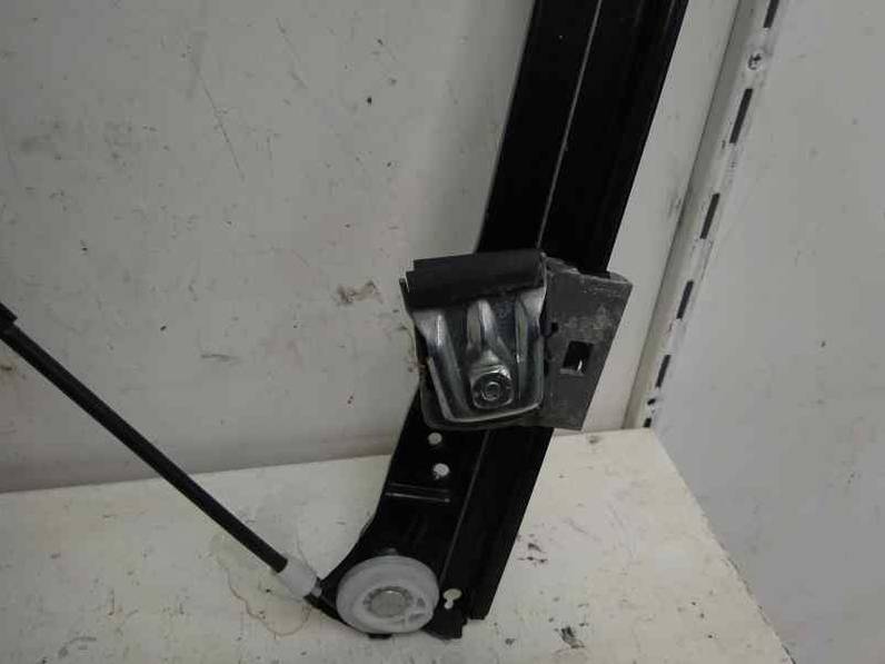 ELEVALUNAS DELANTERO IZQUIERDO MERCEDES CLASE CLC CLC 2009 1.8 (143 CV)