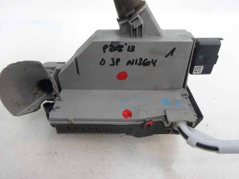 CERRADURA PUERTA DELANTERA DERECHA PEUGEOT 208 2012 1.2 16V VTI (82 CV)