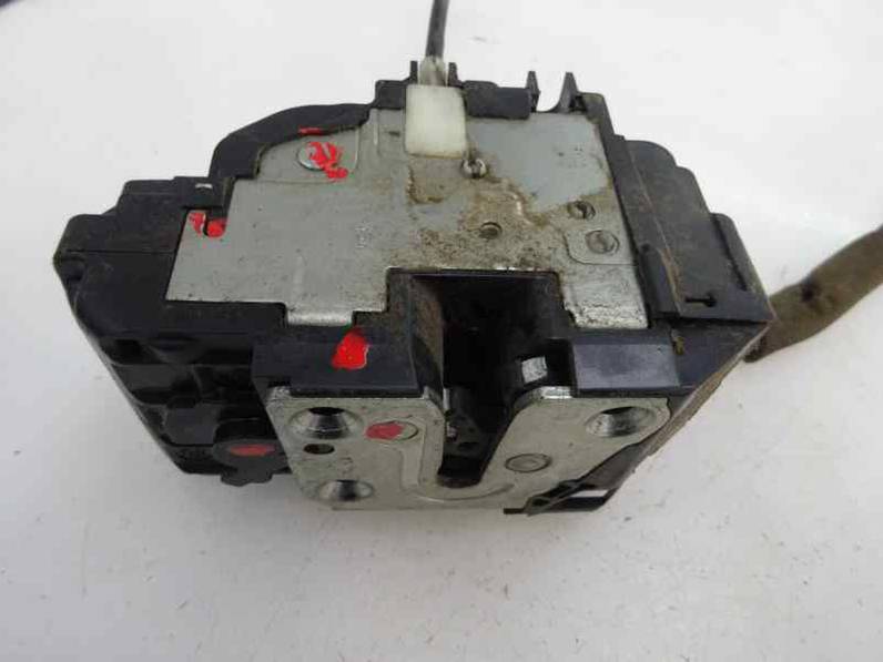 CERRADURA PUERTA DELANTERA DERECHA NISSAN MICRA 2005 1.2 (80 CV)