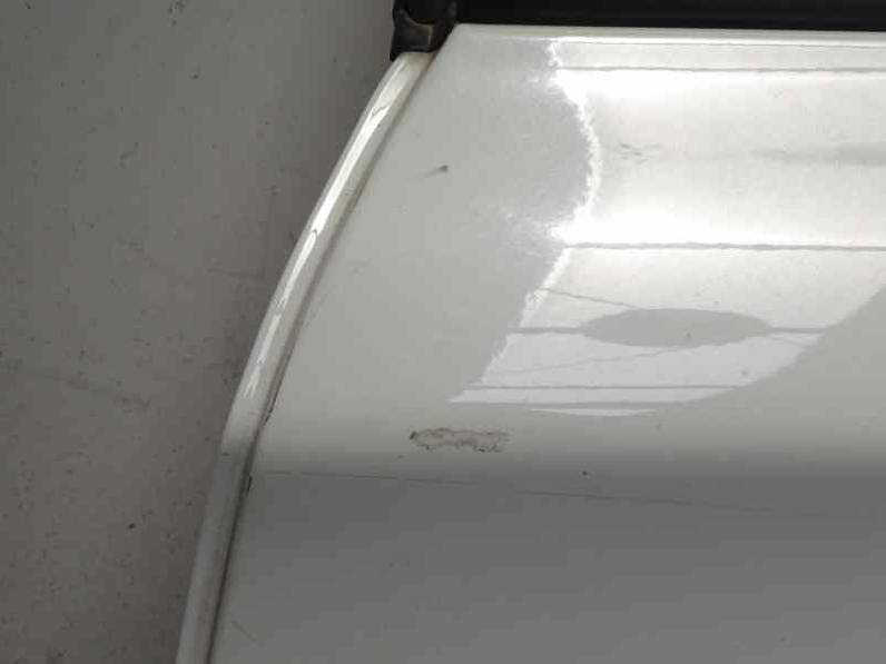 PUERTA TRASERA IZQUIERDA BMW SERIE 1 BERLINA 2009 2.0 TURBODIESEL (143 CV)