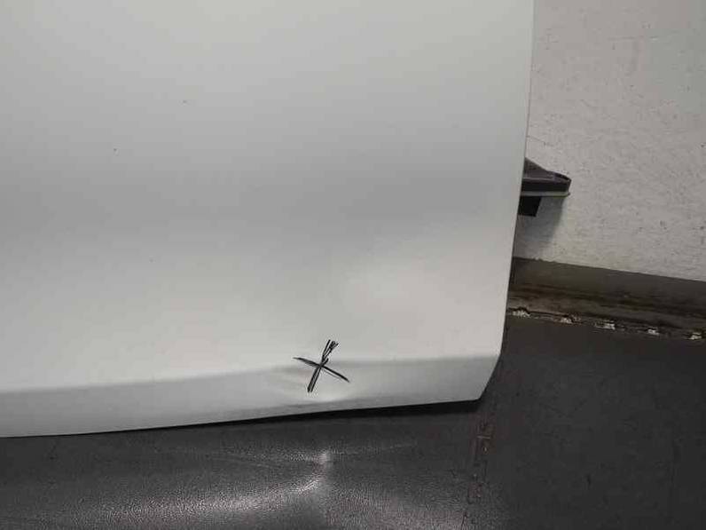 PUERTA DELANTERA DERECHA BMW SERIE 1 BERLINA 2009 2.0 TURBODIESEL (143 CV)