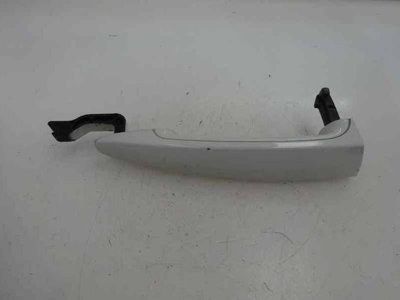 MANETA EXTERIOR DELANTERA DERECHA BMW SERIE 1 BERLINA 2009 2.0 TURBODIESEL (143 CV)