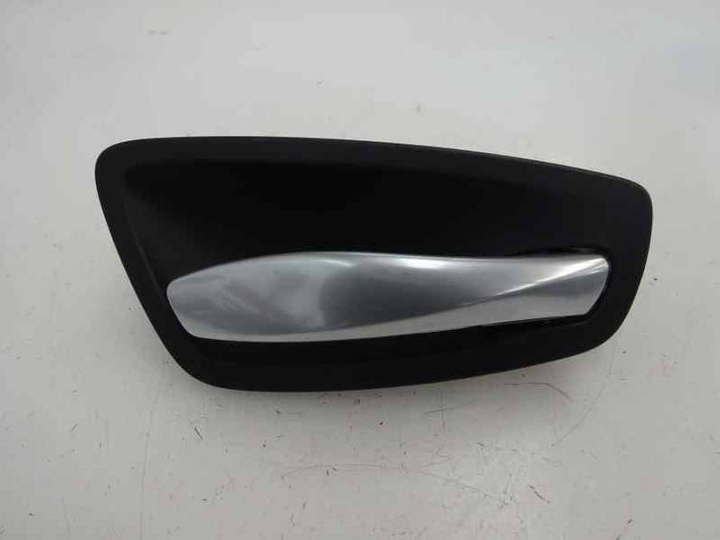 MANETA INTERIOR DELANTERA DERECHA BMW SERIE 1 BERLINA 2009 2.0 TURBODIESEL (143 CV)