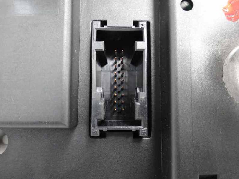 CUADRO INSTRUMENTOS BMW SERIE 1 BERLINA 2009 2.0 TURBODIESEL (143 CV)