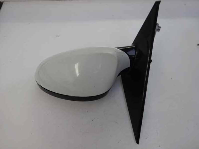 RETROVISOR IZQUIERDO BMW SERIE 1 BERLINA 2009 2.0 TURBODIESEL (143 CV)
