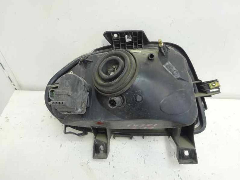 FARO IZQUIERDO RENAULT CLIO II FASE I 1999 1.2 (58 CV)