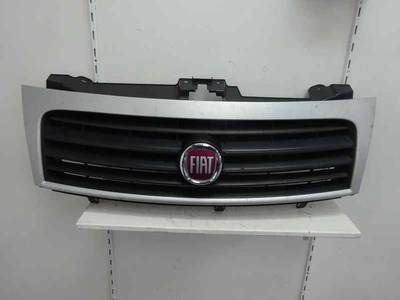 REJILLA DELANTERA FIAT SCUDO FURGON 2014 1.6 JTDM (90 CV)