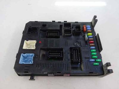 CAJA RELES FUSIBLES PEUGEOT 307 BREAK SW 2005 1.6 HDI (109 CV)