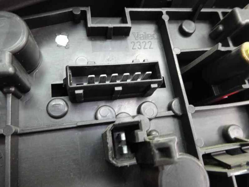 PILOTO TRASERO IZQUIERDO PEUGEOT 306 BERLINA 3 4 5 PUERTAS 2000 1.9 D (69 CV)