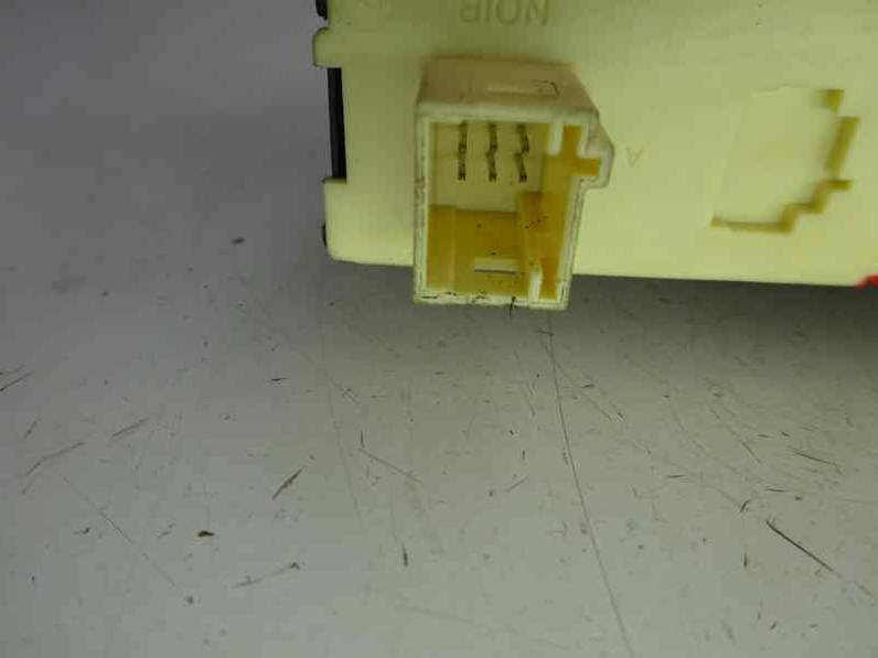 MOTOR ELEVALUNAS DELANTERO DERECHO PEUGEOT 307 BREAK SW 2006 1.6 HDI (109 CV)