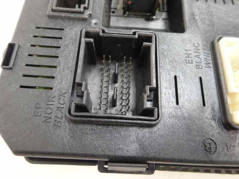 CAJA RELES FUSIBLES PEUGEOT 307 BREAK SW 2006 1.6 HDI (109 CV)