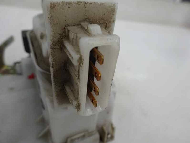 CERRADURA PUERTA DELANTERA DERECHA SEAT IBIZA 1998 1.9 D (64 CV)