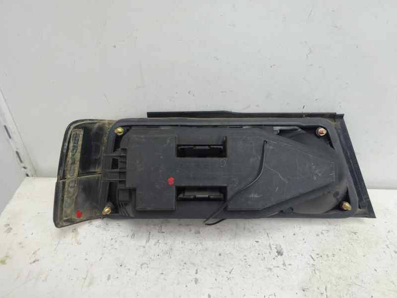 PILOTO TRASERO DERECHO PEUGEOT 405 BERLINA 1992 1.9 (120 CV)