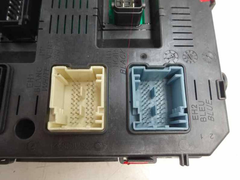 CAJA RELES FUSIBLES PEUGEOT 308 2010 1.6 16V HDI (90 CV)