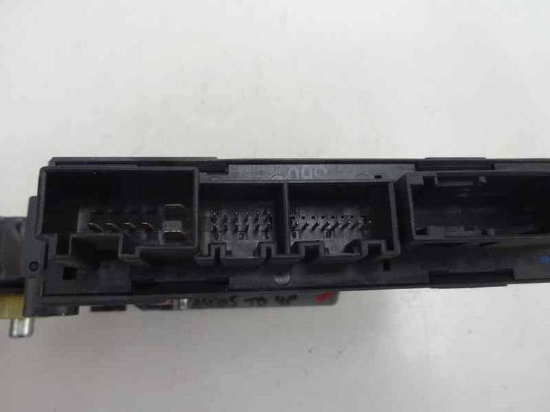 MOTOR ELEVALUNAS TRASERO DERECHO AUDI A4 BERLINA 2005 2.5 V6 24V TDI (163 CV)