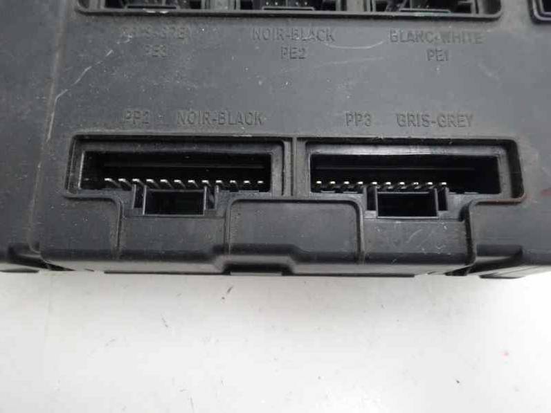 CAJA RELES FUSIBLES RENAULT MEGANE II BERLINA 5P 2006 1.5 DCI D (106 CV)