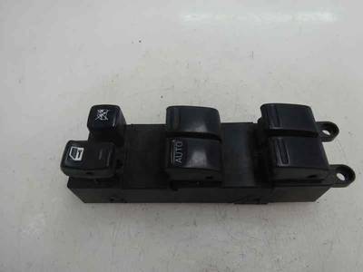 MANDO ELEVALUNAS DELANTERO IZQUIERDO NISSAN ALMERA TINO 2005 1.8 16V (116 CV)