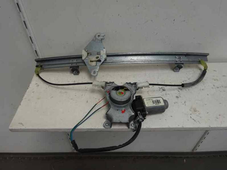 ELEVALUNAS DELANTERO DERECHO NISSAN ALMERA TINO 2005 1.8 16V (116 CV)