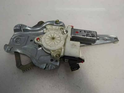 ELEVALUNAS TRASERO DERECHO TOYOTA COROLLA 2002 1.6 16V (110 CV)