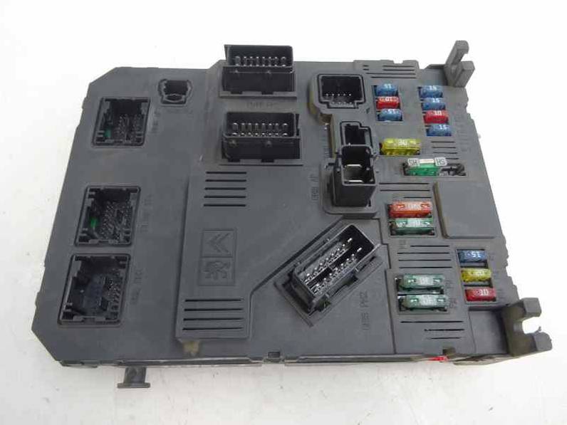 CAJA RELES FUSIBLES PEUGEOT 206 BERLINA 2003 1.4 HDI (68 CV)