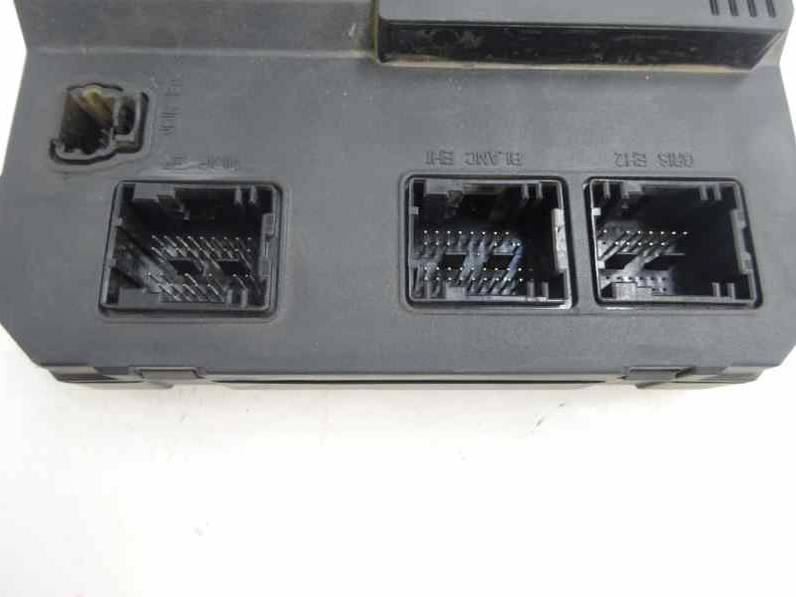 CAJA RELES FUSIBLES PEUGEOT 206 BERLINA 2003 1.4 HDI (68 CV)