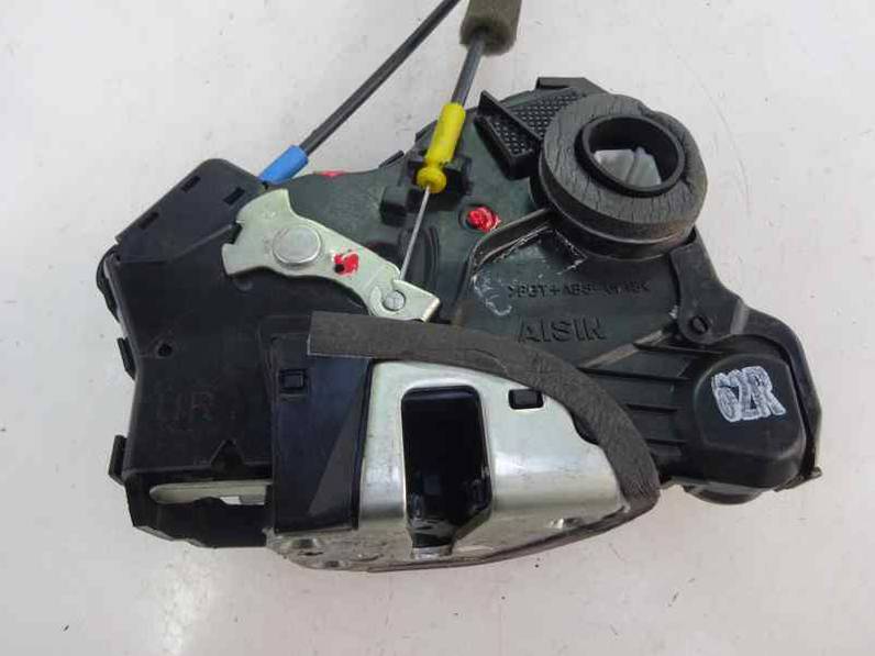 CERRADURA PUERTA DELANTERA DERECHA TOYOTA COROLLA VERSO 2007 2.2 TURBODIESEL (136 CV)