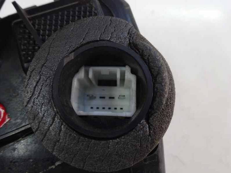 CERRADURA PUERTA DELANTERA DERECHA TOYOTA COROLLA VERSO 2007 2.2 TURBODIESEL (136 CV)