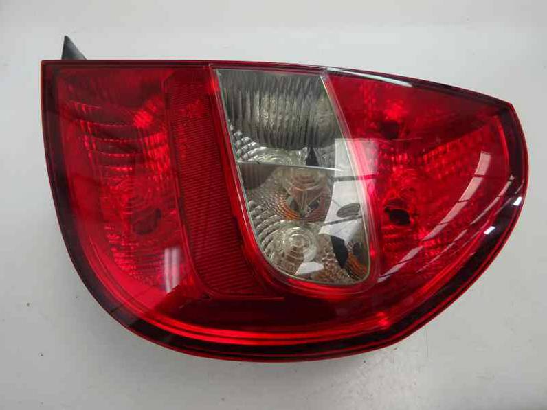 PILOTO TRASERO DERECHO CITROEN C5 BERLINA 2003 2.0 16V (136 CV)